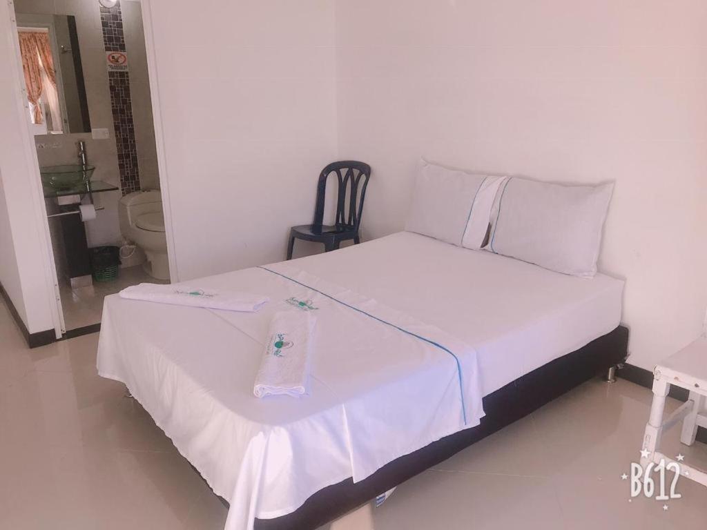 Hospedaje 3 Esquinas กัวตาเป ภายนอก รูปภาพ