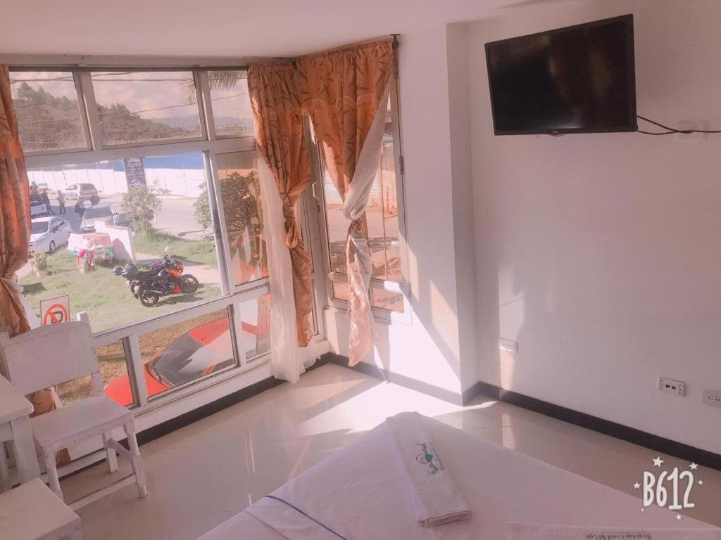 Hospedaje 3 Esquinas กัวตาเป ภายนอก รูปภาพ