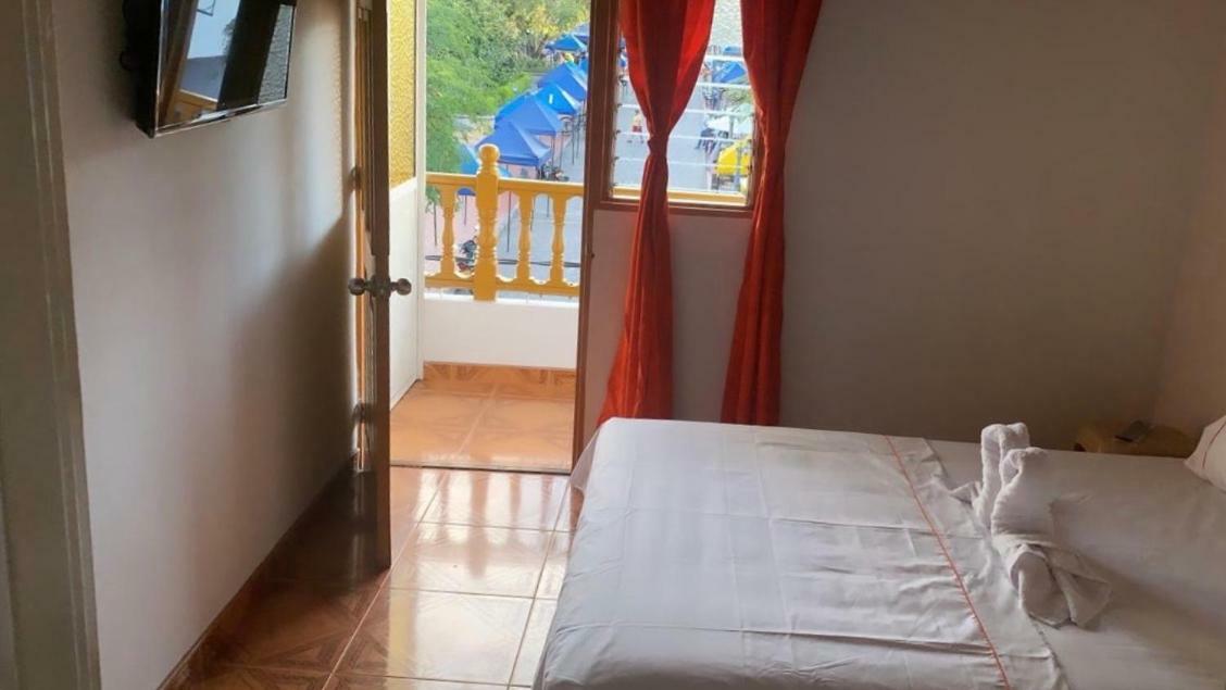 Hospedaje 3 Esquinas กัวตาเป ภายนอก รูปภาพ